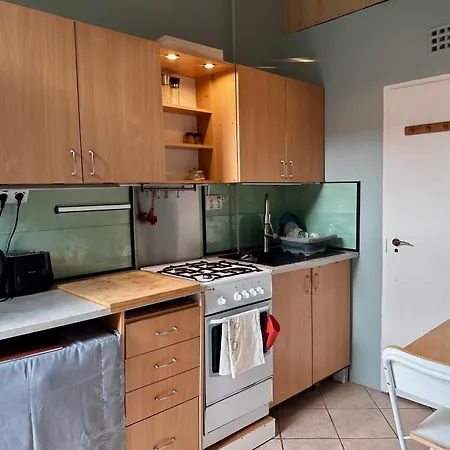 Centrally Located Near Keleti Palyaudvar شقة