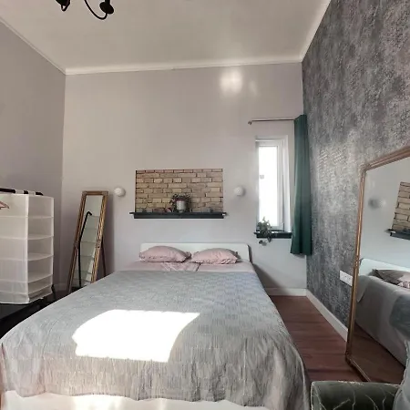 Centrally Located Near Keleti Pályaudvar Apartamento