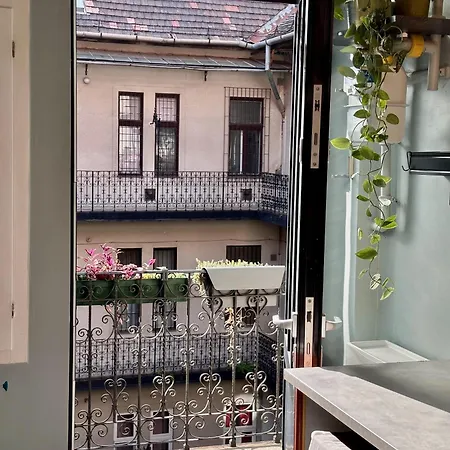 Centrally Located Studio Near Keleti Palyaudvar Budapest